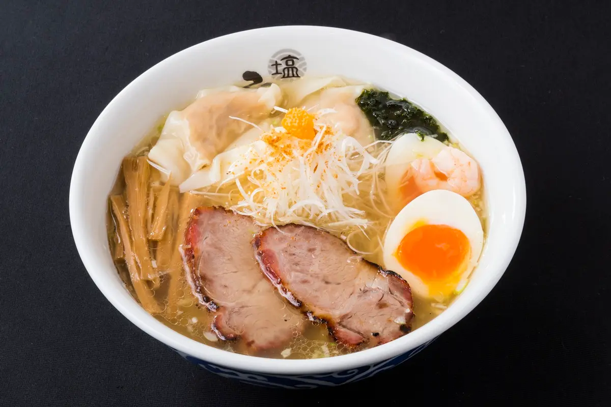 飛東京第１站！「東京站一番街」最新攻略：動漫人物＋拉麵街，３大伴手禮曝
