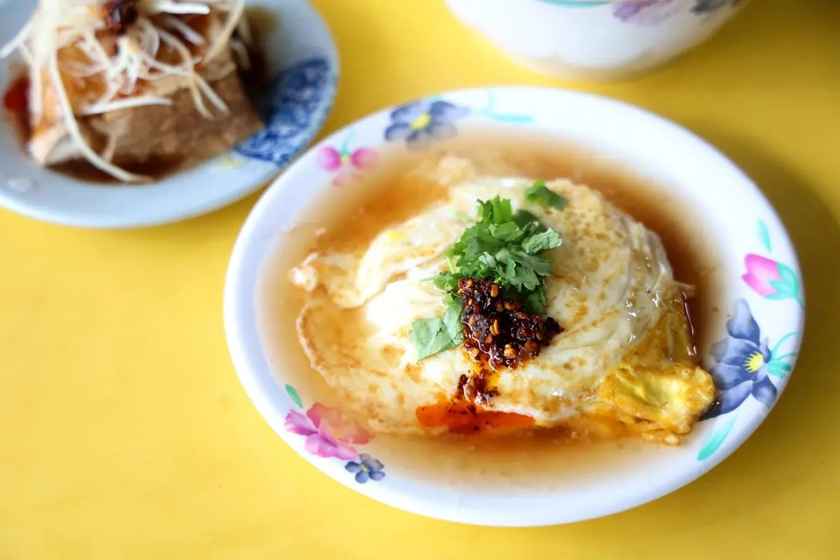 百元內吃飽飽!雙北6家高CP值美食:10元雞油飯、2菜1湯80元、45元大碗麵 百元內吃飽飽!雙北6家高CP值美食:10元雞油飯、2菜1湯80元、45元大碗麵