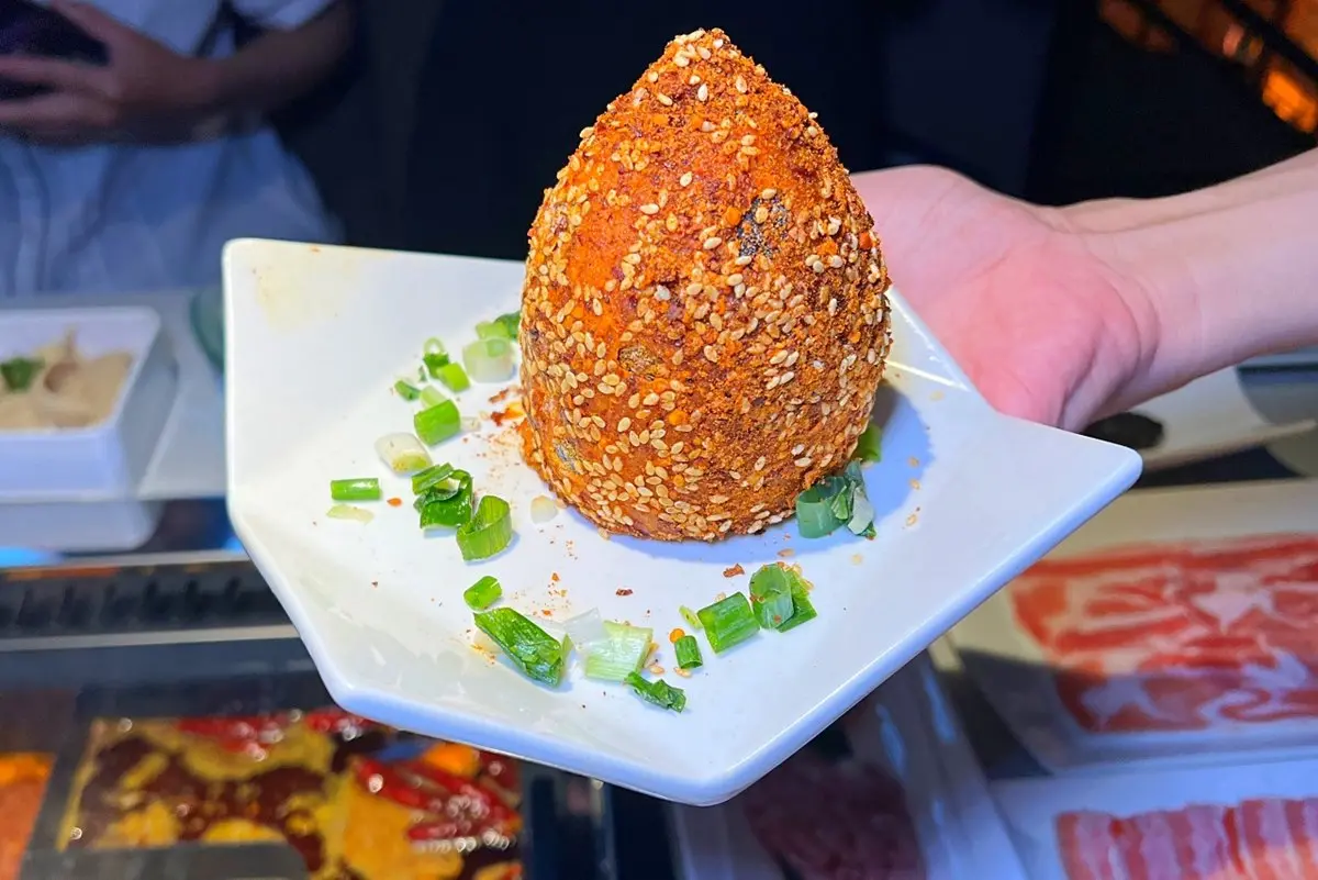 【新開店】鼎王新品牌「麻一點」插旗台中!主打麻辣鍋+手搖,送千元肉券 【新開店】鼎王新品牌「麻一點」插旗台中!主打麻辣鍋+手搖,送千元肉券