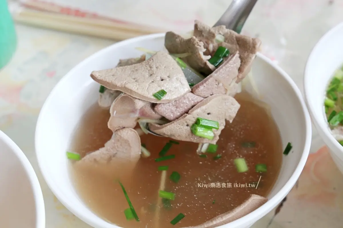 全台最便宜麵店!雲林佛心「婆婆小吃」飯麵20元、湯類10元,加滿料不加價 全台最便宜麵店!雲林佛心「婆婆小吃」飯麵20元、湯類10元,加滿料不加價