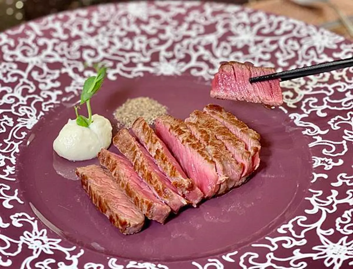 年末聚餐先收!6家KTV歡唱餐廳:自己釣龍蝦、專人代烤燒肉、華燈初上場景 年末聚餐先收!6家KTV歡唱餐廳:自己釣龍蝦、專人代烤燒肉、華燈初上場景
