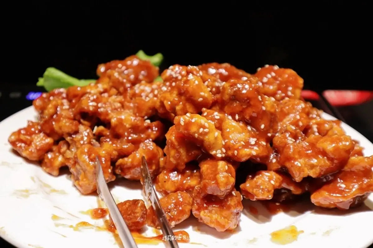 聚餐不傷荷包！ 399元內６韓式烤肉吃到飽：爽嗑13種厚切肉、80種海陸食材任吃