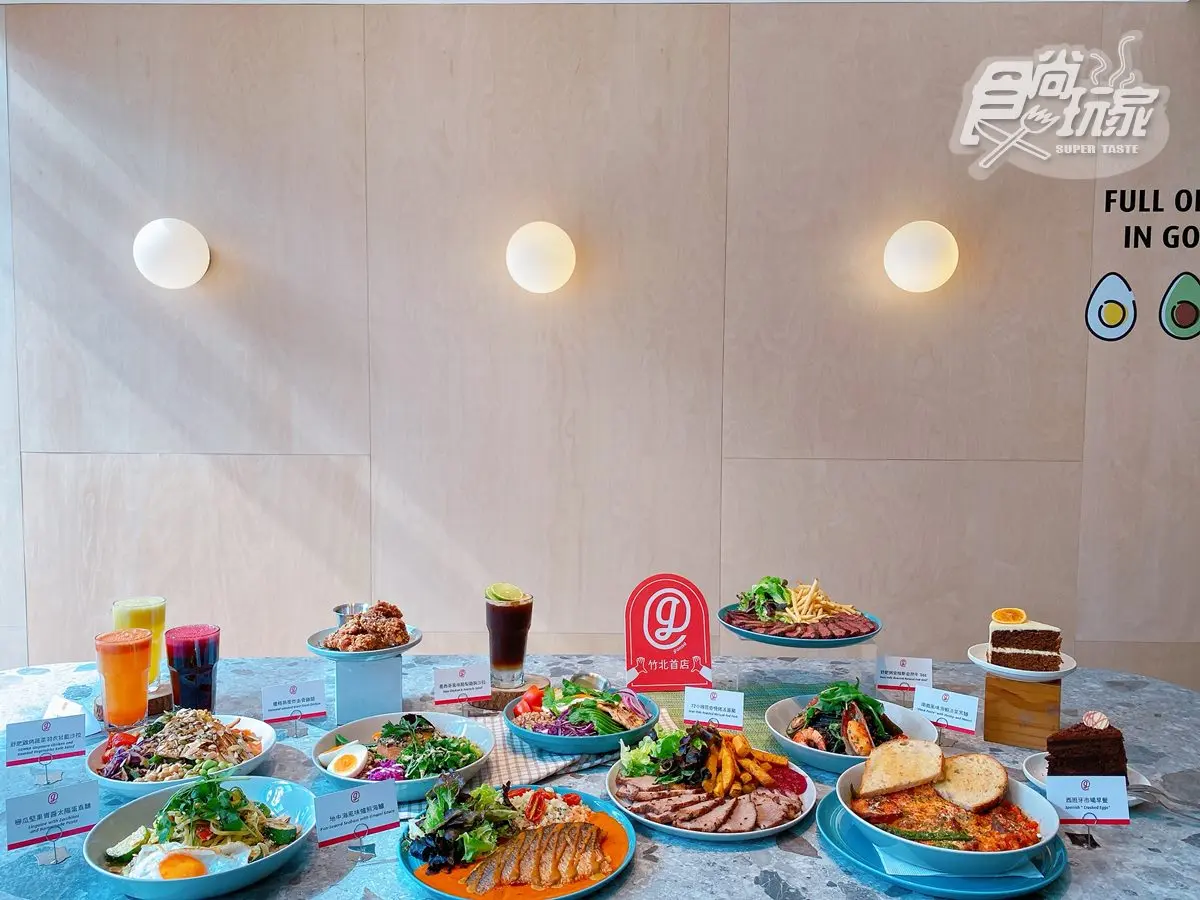 【新開店】超跑專區百貨開逛！必拍韓國街景電影院，整個月對名字免費吃螃蟹