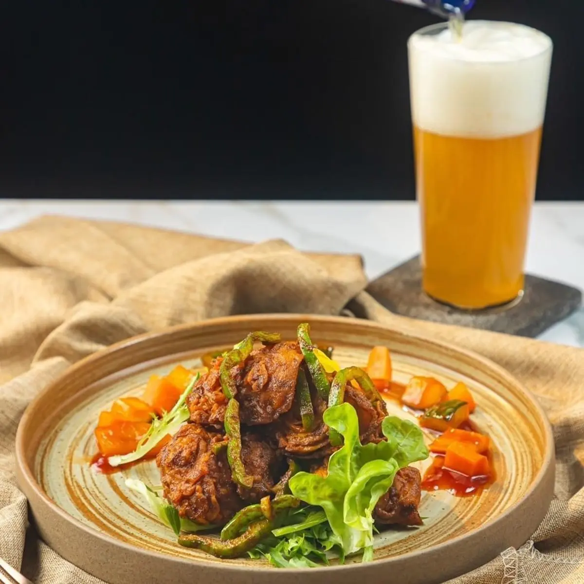 【新開店】全台唯一「馬來西亞蔬食餐酒館」!必吃肉骨茶燉飯、肉骨茶威士忌 【新開店】全台唯一「馬來西亞蔬食餐酒館」!必吃肉骨茶燉飯、肉骨茶威士忌