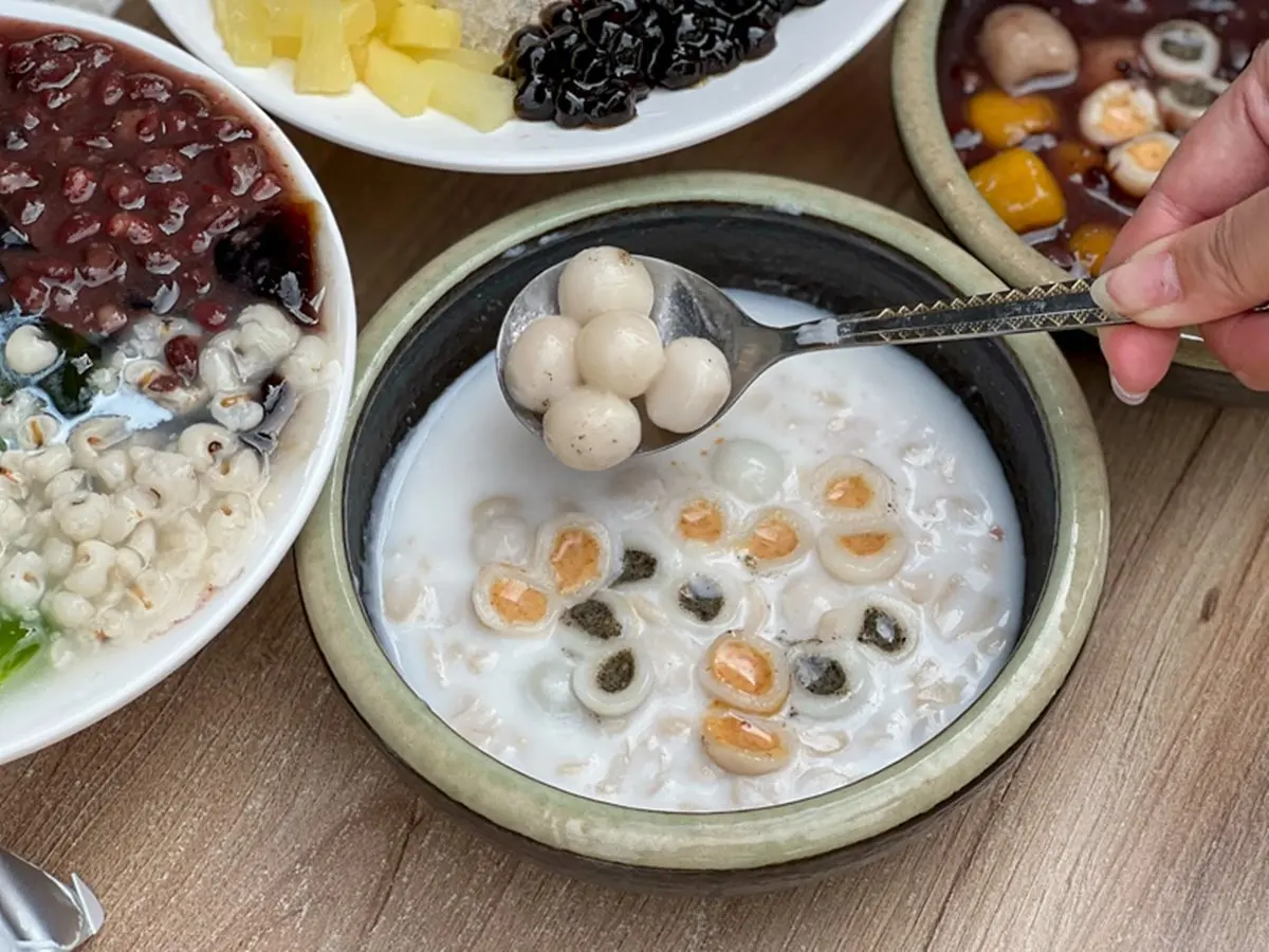 台南「佛系甜品」堅持6年不漲價!冬至必嗑紅豆湯+小湯圓,芋泥甜湯也大推 台南「佛系甜品」堅持6年不漲價!冬至必嗑紅豆湯+小湯圓,芋泥甜湯也大推