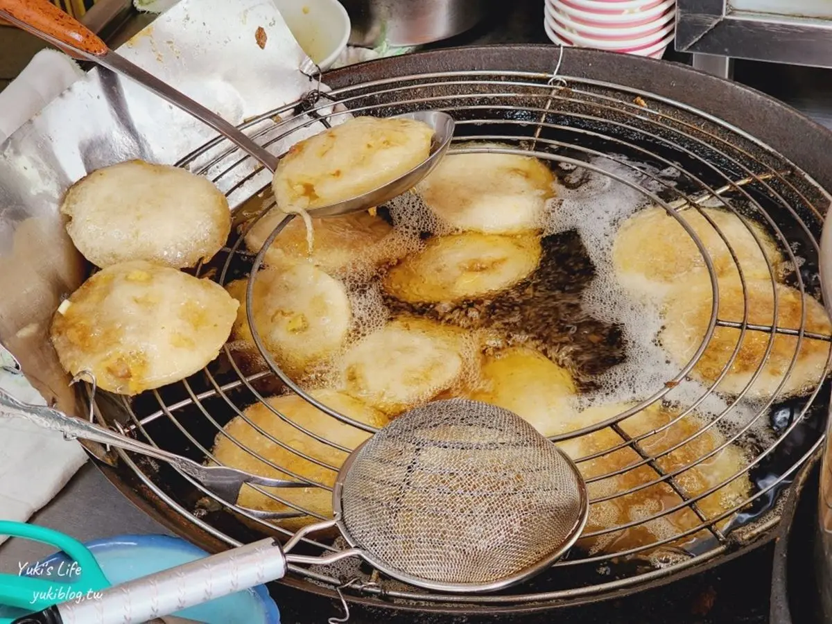只要75元吸爆羊大骨！「88年羊肉湯老店」好評破千則，搭炸肉圓百元吃超飽