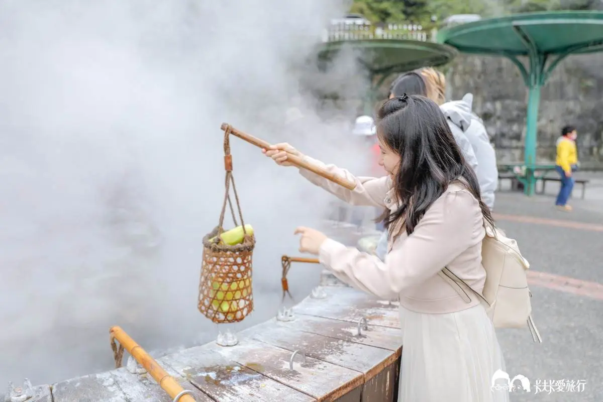天冷衝泡湯!衝「台版冰島藍湖」爽泡露天美人湯,加碼體驗DIY煮溫泉蛋、玉米 天冷衝泡湯!衝「台版冰島藍湖」爽泡露天美人湯,加碼體驗DIY煮溫泉蛋、玉米