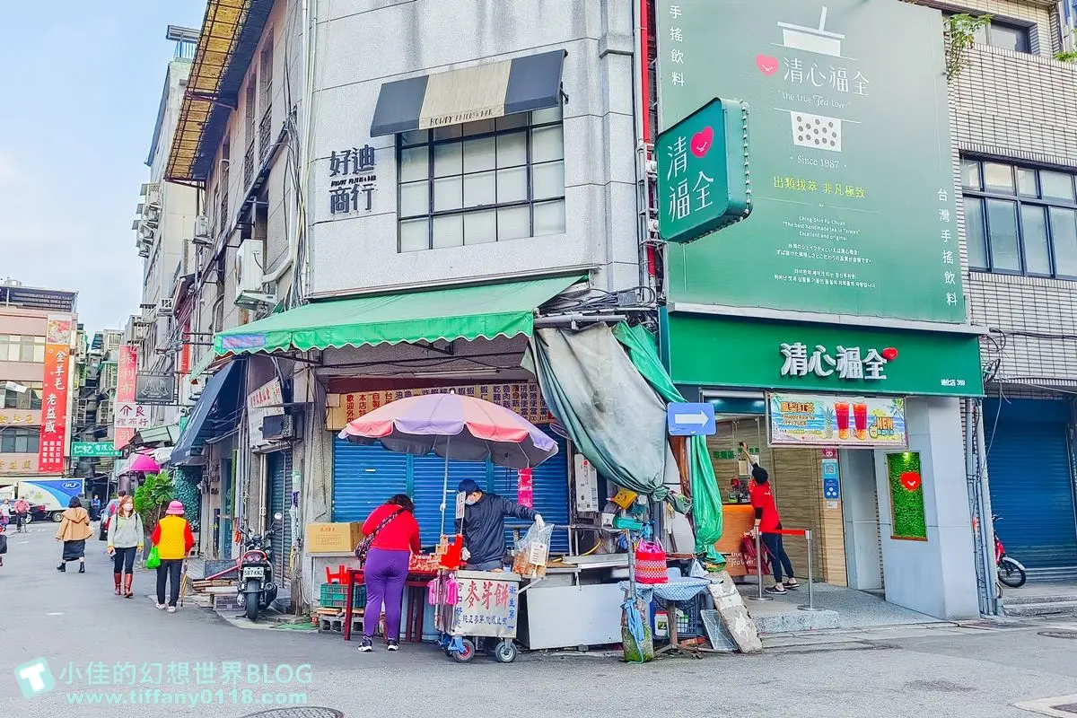 記憶中的古早味！老攤「現拉麥芽糖」過程超療癒，獨門花生粉＋梅粉一吃上癮