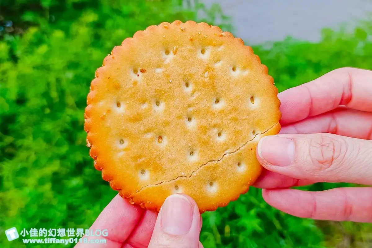 記憶中的古早味!老攤「現拉麥芽糖」過程超療癒,獨門花生粉+梅粉一吃上癮 記憶中的古早味!老攤「現拉麥芽糖」過程超療癒,獨門花生粉+梅粉一吃上癮