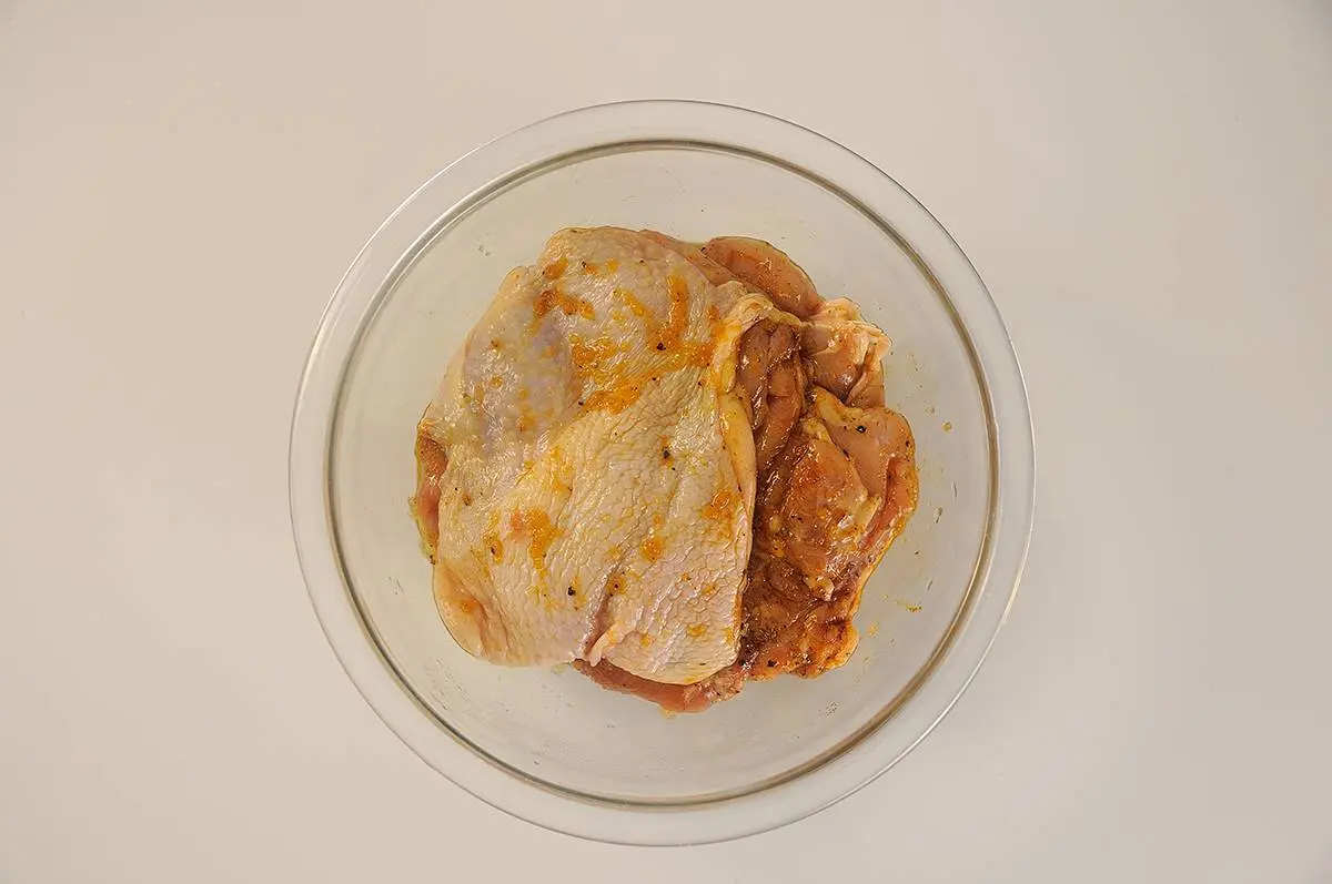 百萬網友都說讚！好市多年菜必搶「雞腿肉」，達人教３招「連吃10天都不膩」