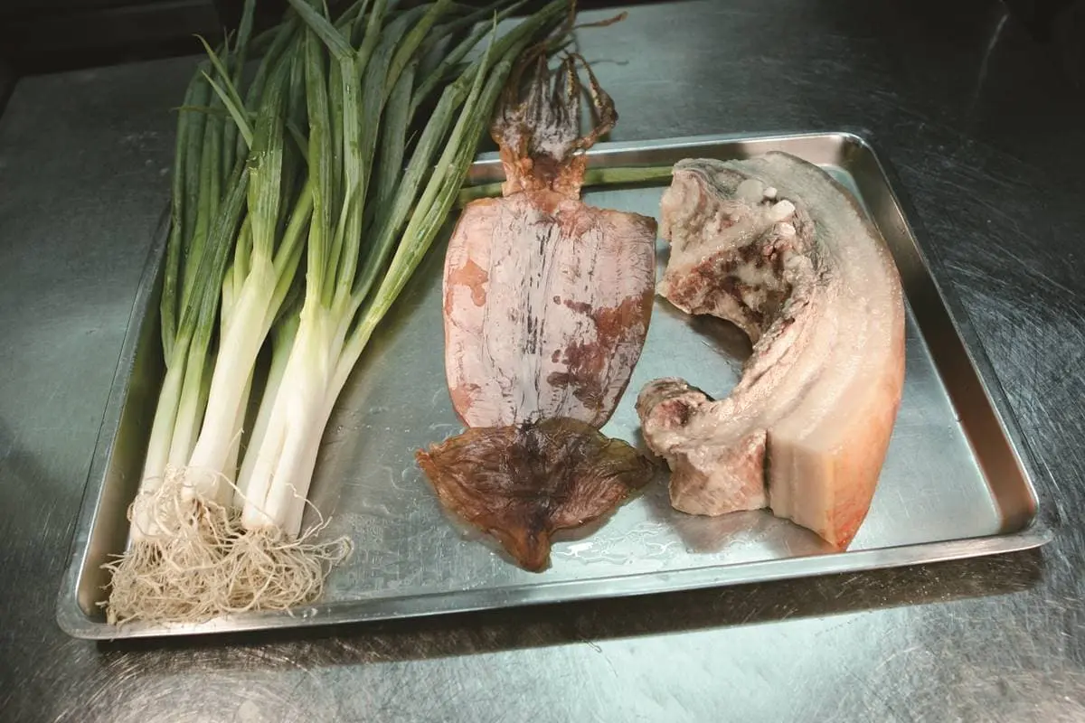客家人不要生氣！「客家小炒」竟然不是客家菜？美食達人解密「只有台灣有」