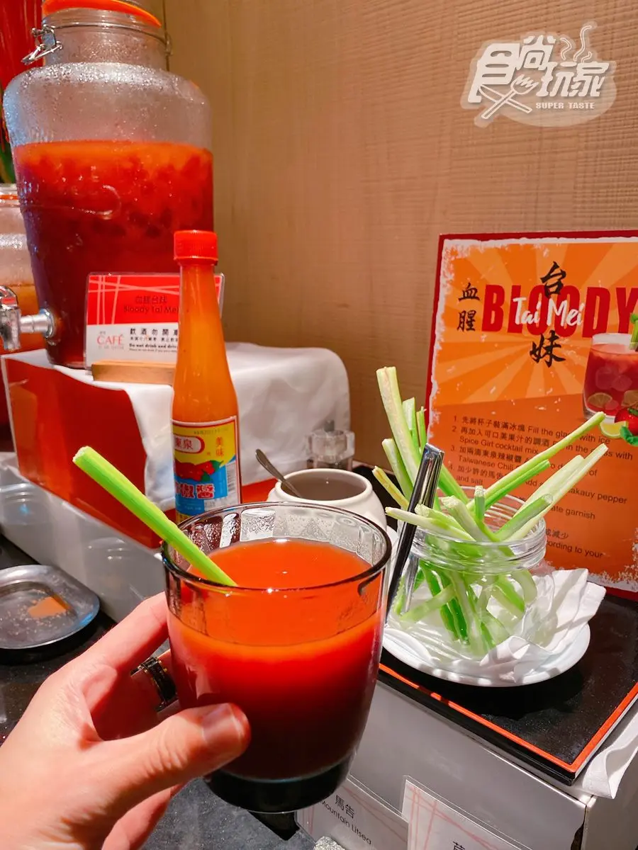 超狂飯店台菜吃到飽！彰化肉圓、甕仔雞全台美食都有，還可喝東泉辣椒醬特調