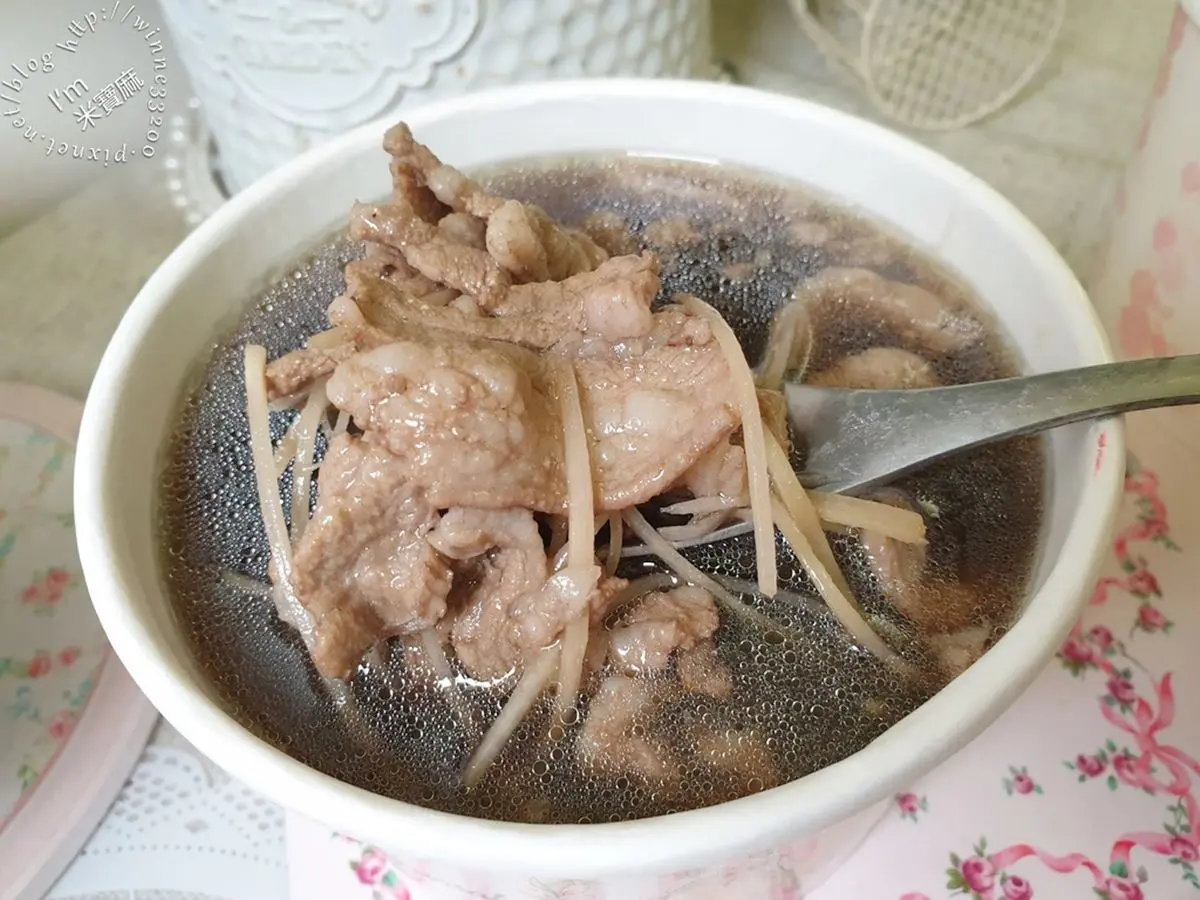 內行帶路吃新北!在地人最愛6小吃:60元鴨肉飯、排隊藥燉排骨、粉漿蛋餅 內行帶路吃新北!在地人最愛6小吃:60元鴨肉飯、排隊藥燉排骨、粉漿蛋餅