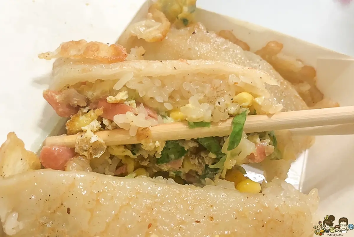 分量多到用便當盒裝！網推「隱藏版蛋餅飯」30元開吃，包滿糯米＋配料超飽足