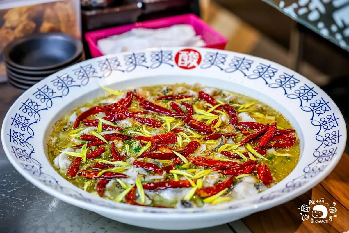 夯爆台中「排隊酸菜魚」插旗台北!開幕就排爆,秘罈酸菜魚+酥脆魚皮超唰嘴 夯爆台中「排隊酸菜魚」插旗台北!開幕就排爆,秘罈酸菜魚+酥脆魚皮超唰嘴