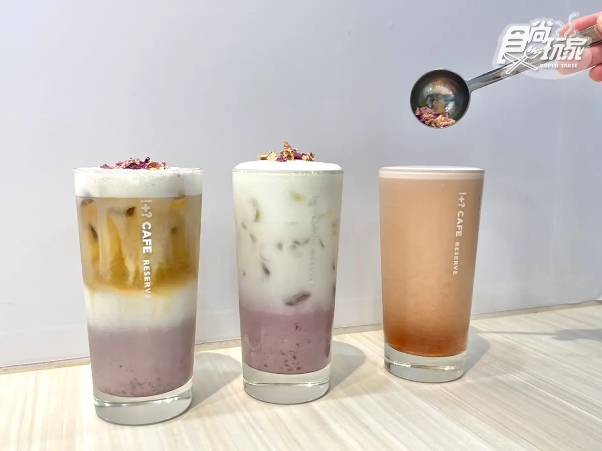 7-11最新「莓好氣泡珍珠」買一送一！草莓冰茶、奶茶同步喝，還有隱藏版花朵款