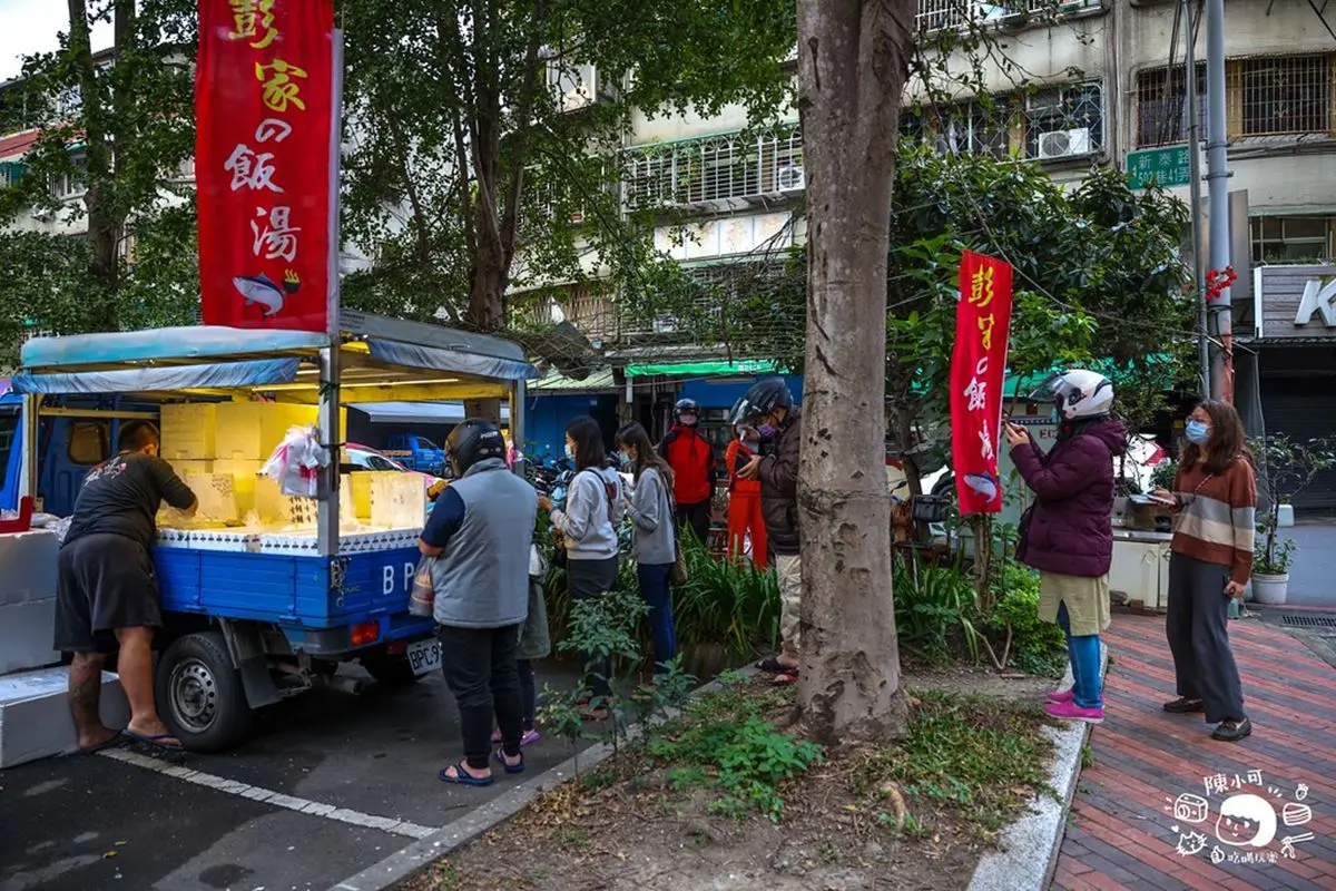 驚見超狂排隊人潮！社團暴紅「貨車生魚片」網友瘋搶，全台巡迴想吃看運氣