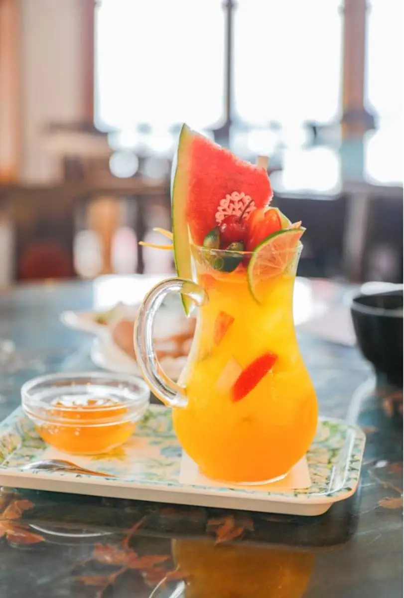 朝聖《神隱少女》場景！打卡九份老街「最美茶樓」，爽嗑牛肉麵配無敵海景
