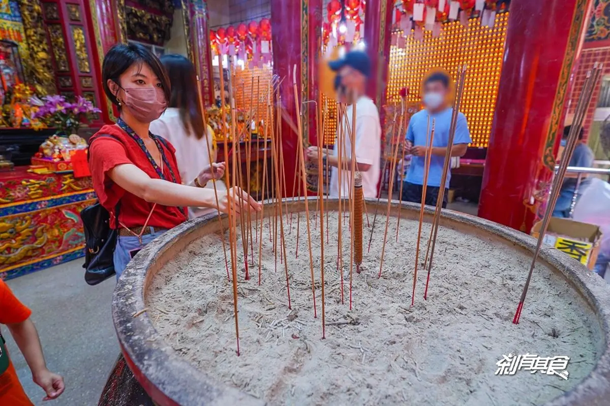 白沙屯媽祖進香必看！苗栗通霄15家美食、景點推薦：阿嬤牌臭豆腐、龍貓車站