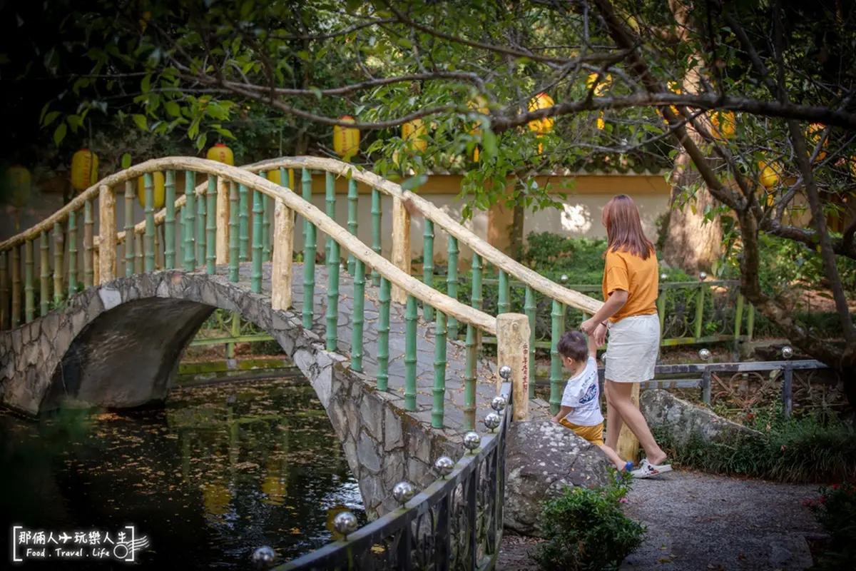 免費刷美照祕境！「南投最美佛寺」占地５公頃，搶拍巨型蓮花座、五百羅漢像