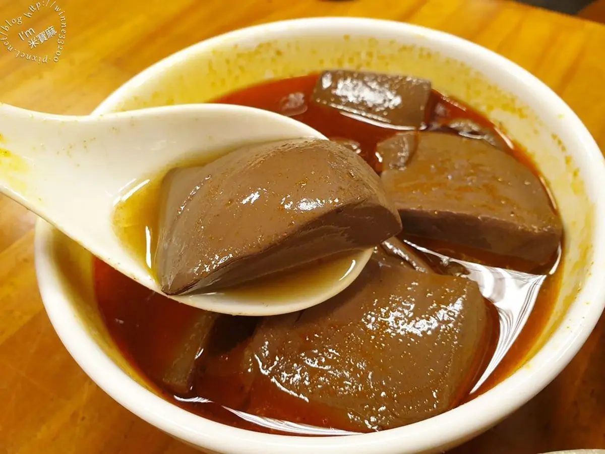 免費搭輕軌玩新店！順吃順遊５熱點＋乘車攻略：老店當歸羊肉、公園賞粉櫻