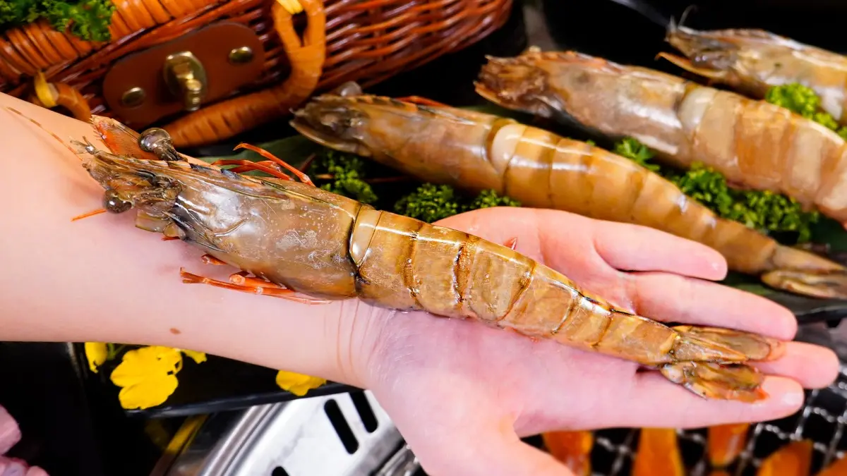 4月必吃爆!13家美食一次看:見島和牛無限吃、爽嗑海虎蝦、壽星5折吃鍋 吃爆3月!17家美食優惠:王品頂級龍蝦免費吃、100道日料吃到飽、壽星吃鍋5折