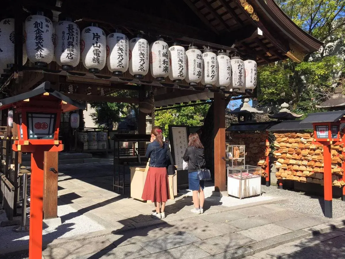 2023京都推薦５大「開運景點」！想財運大發必去「黃金鳥居」，加碼生財小祕訣
