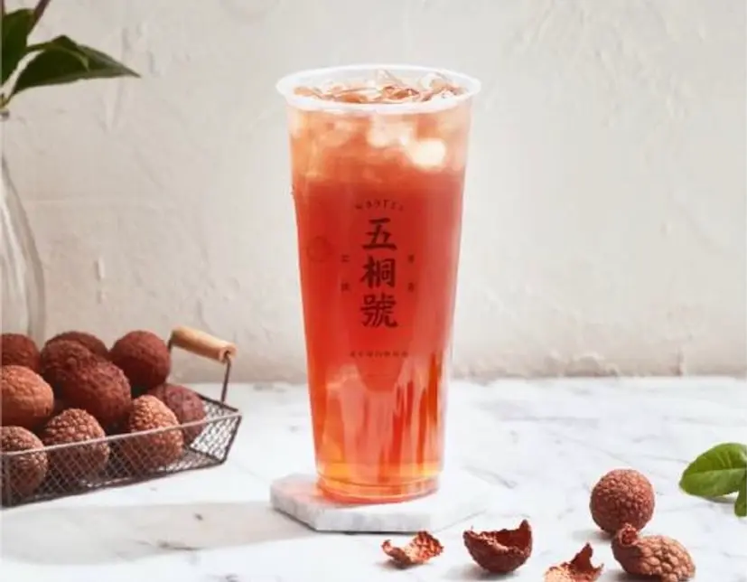 五桐號、大苑子都買一送一！３大手搖飲外送優惠，荔枝冰茶凍、蘋果醋冰茶爽喝