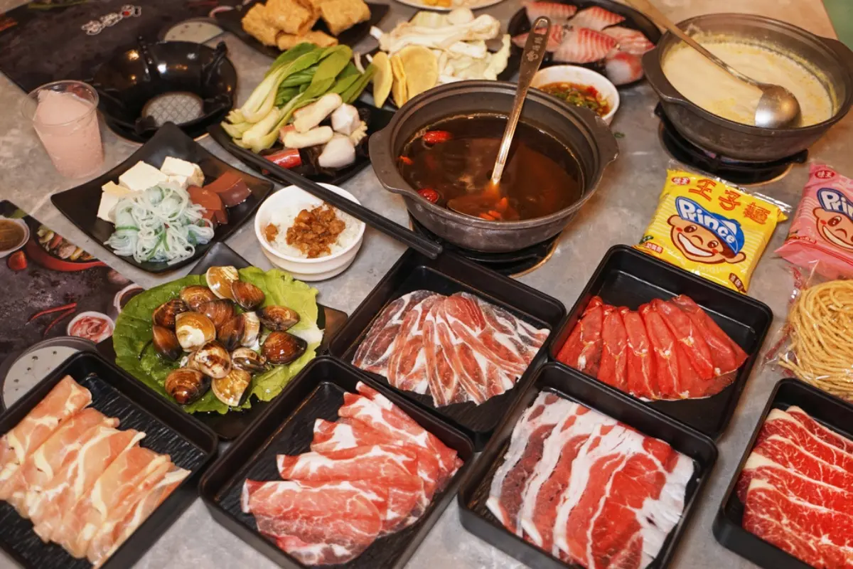 限時299元起自助吧任吃！新店「高CP值火鍋」搭捷運就能到，還享滷肉飯吃到飽