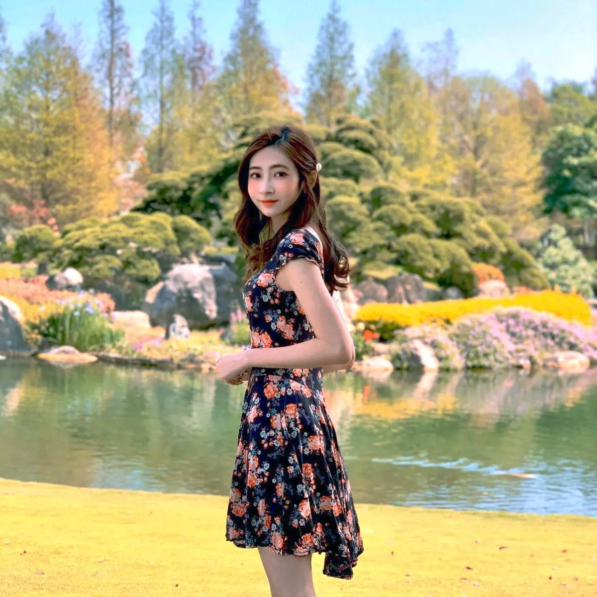 大甲媽信徒入園半價!「台版兼六園」國小女童免費逛,再賞滿開紫藤、花旗木 國小女童免費逛!萬坪「台版兼六園」搶拍和服美照、許願藤,穿碎花服享半價