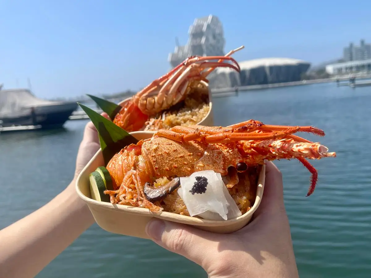 「最狂海鮮市集」2天快閃花博!13台餐車+50家美食嗑到爽、挑戰開生蠔大賽 「最狂海鮮市集」2天快閃花博!13台餐車+50家美食嗑到爽、挑戰開生蠔大賽