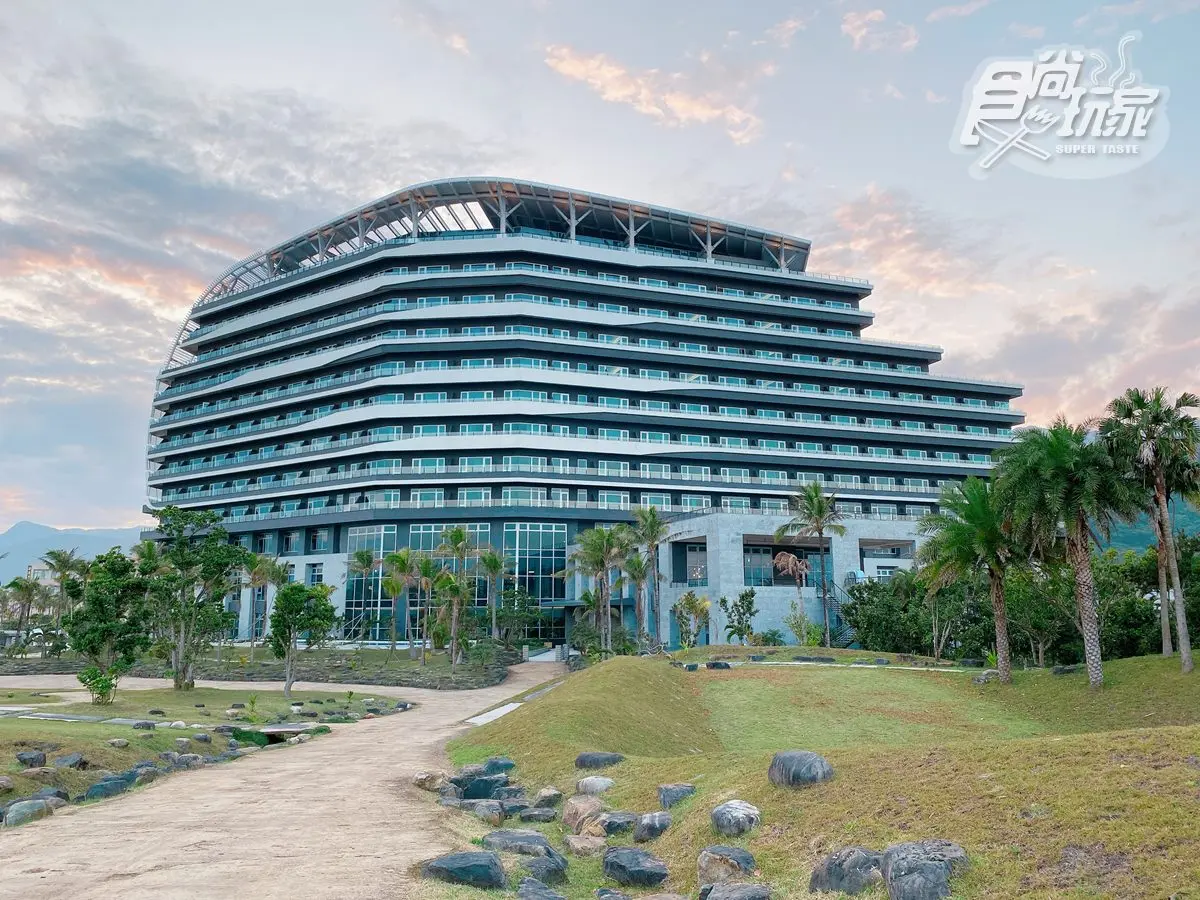 入住爽吃江振誠餐廳！全台唯一「陸上郵輪」度假村，270度海景房秒飛峇里島