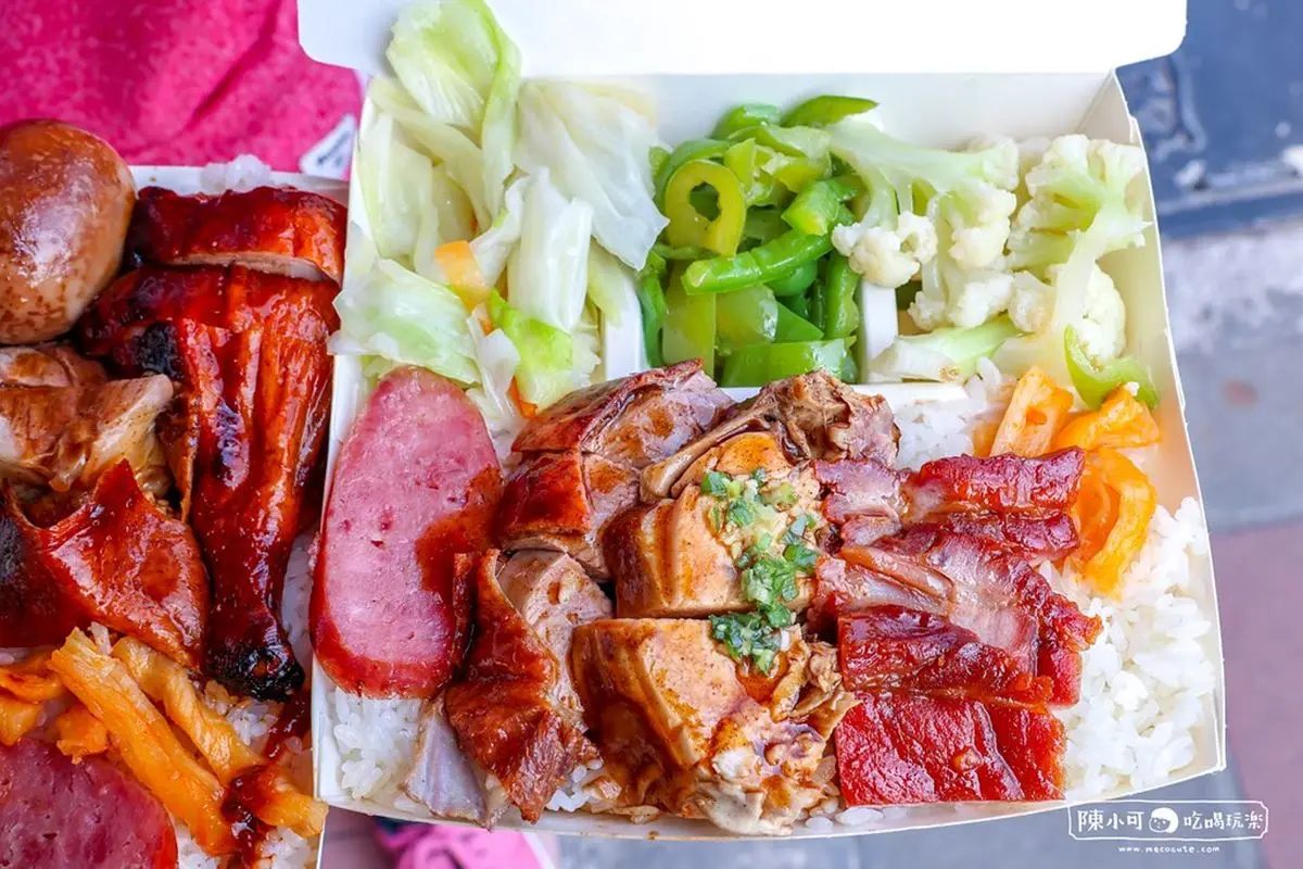 120元爽吃「五星飯店櫻桃鴨」！霸氣燒臘便當藏身新北，油亮鴨腿皮脆又肥美