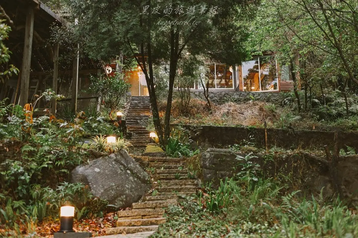 【新開店】訂到房才給地址!超神祕「小木屋民宿」藏陽明山,美到秒瞬移日本 【新開店】訂到房才給地址!超神祕「小木屋民宿」藏陽明山,美到秒瞬移日本