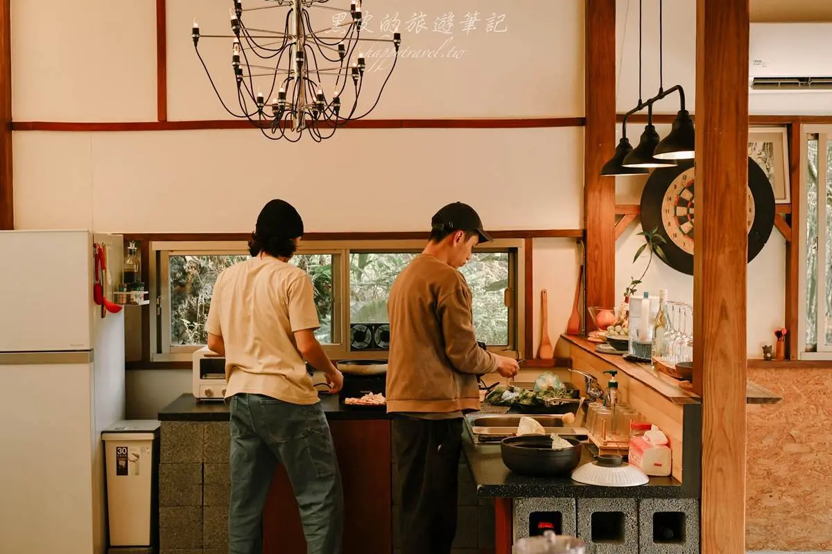 【新開店】訂到房才給地址!超神祕「小木屋民宿」藏陽明山,美到秒瞬移日本 【新開店】訂到房才給地址!超神祕「小木屋民宿」藏陽明山,美到秒瞬移日本