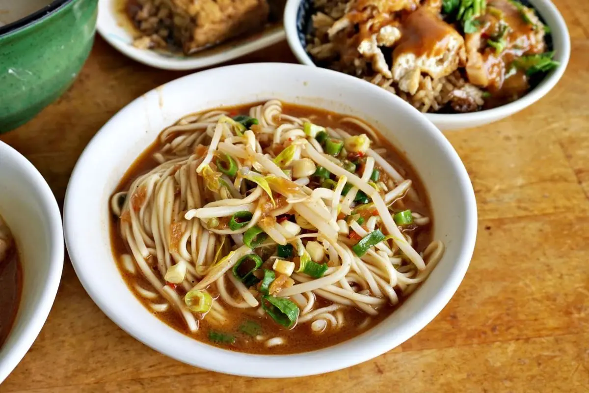 來宜蘭不能不吃!在地激推7最強麵店:50年古早味、35元開吃、3000好評老店 來宜蘭不能不吃!在地激推7最強麵店:50年古早味、35元開吃、3000好評老店