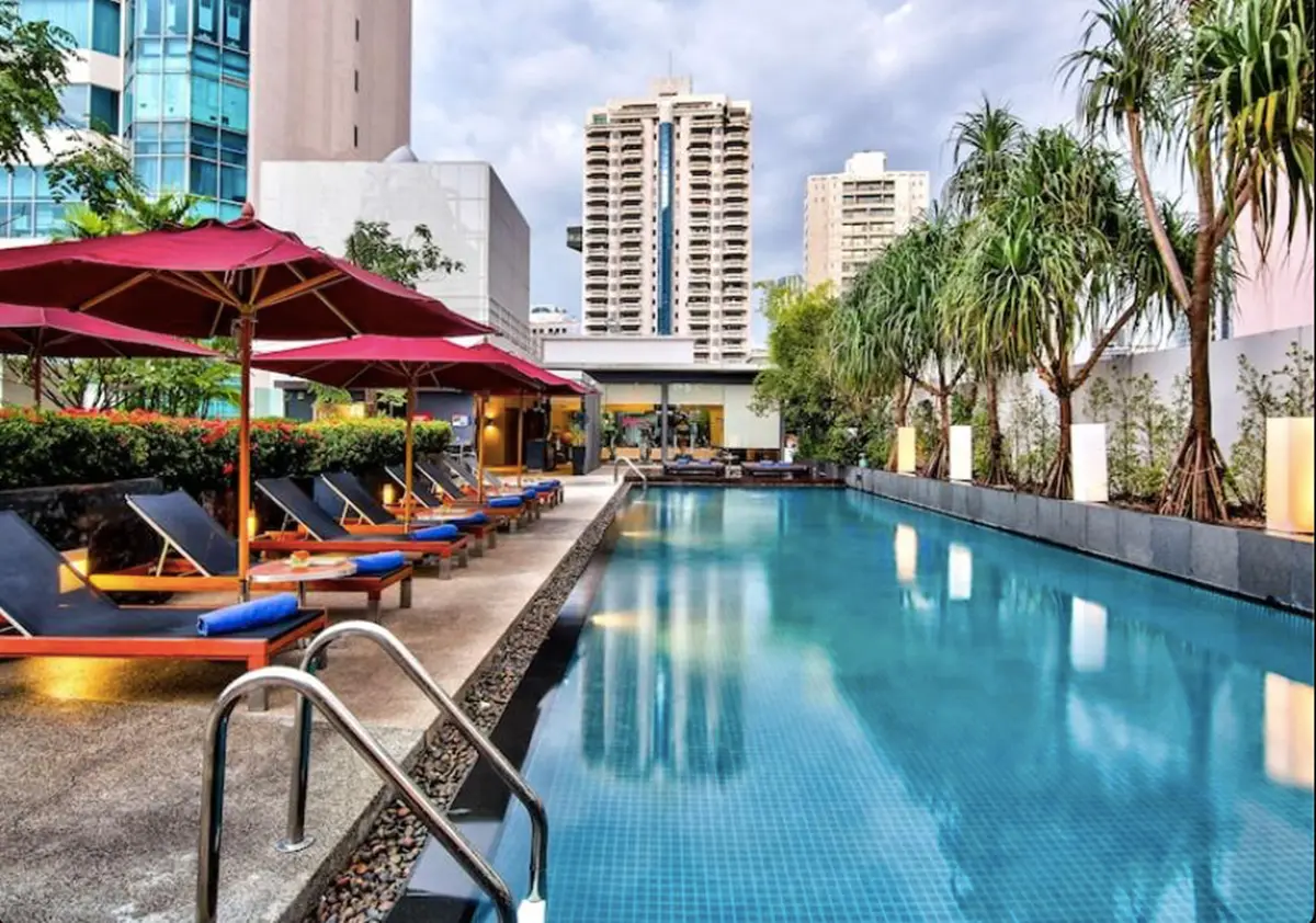 比國旅划算!曼谷機+酒5日遊11900元、來回機票萬元有找,瘋玩泰國潑水節 比國旅划算!曼谷機+酒5日遊11900元、來回機票萬元有找,瘋玩泰國潑水節