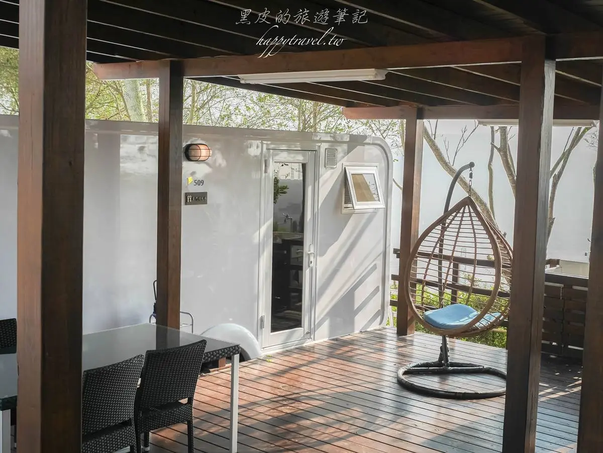 最難訂「星空露營車」在這!入夜躺床賞星星,帶小孩玩大草皮、窯烤披薩DIY 最難訂「星空露營車」在這!入夜躺床賞星星,帶小孩玩大草皮、窯烤披薩DIY