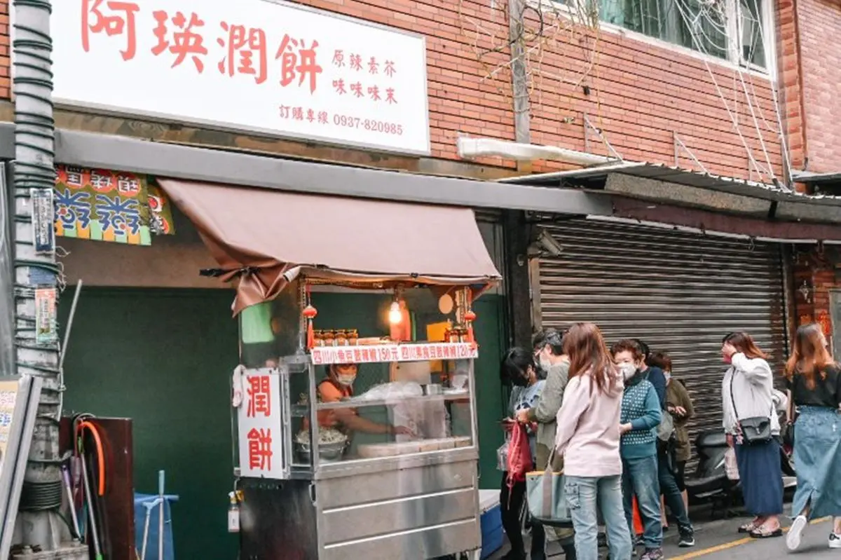 清明節吃潤餅!全台7家在地激推:比臉大巨無霸、包炒麵超飽、市場80年老店 清明節吃潤餅!全台7家在地激推:比臉大巨無霸、包炒麵超飽、市場80年老店