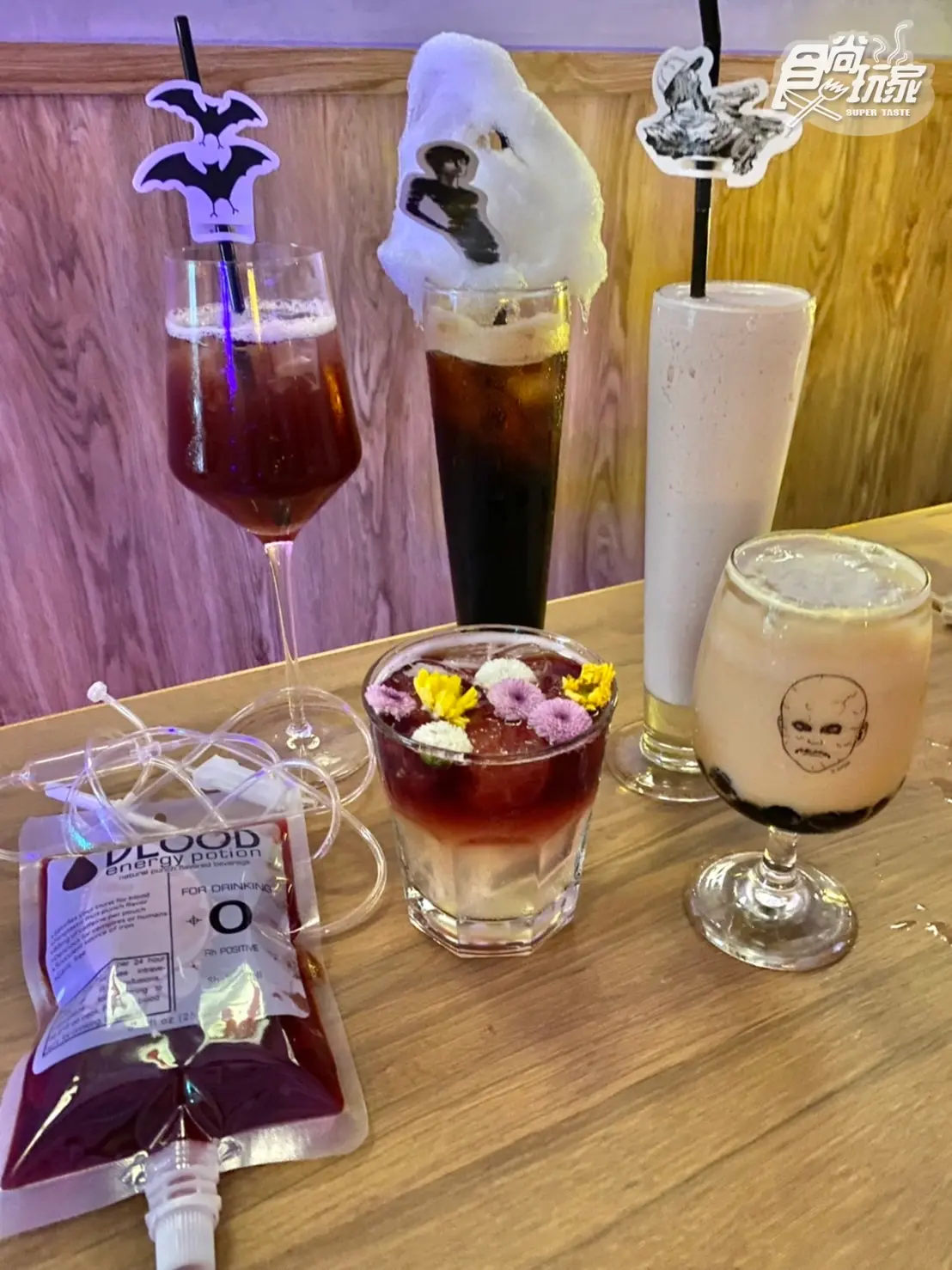 「伊藤潤二恐怖餐酒館」來了！富江頭燴飯、肉色小孩珍奶，還有人頭氣球可拍（中獎公布）