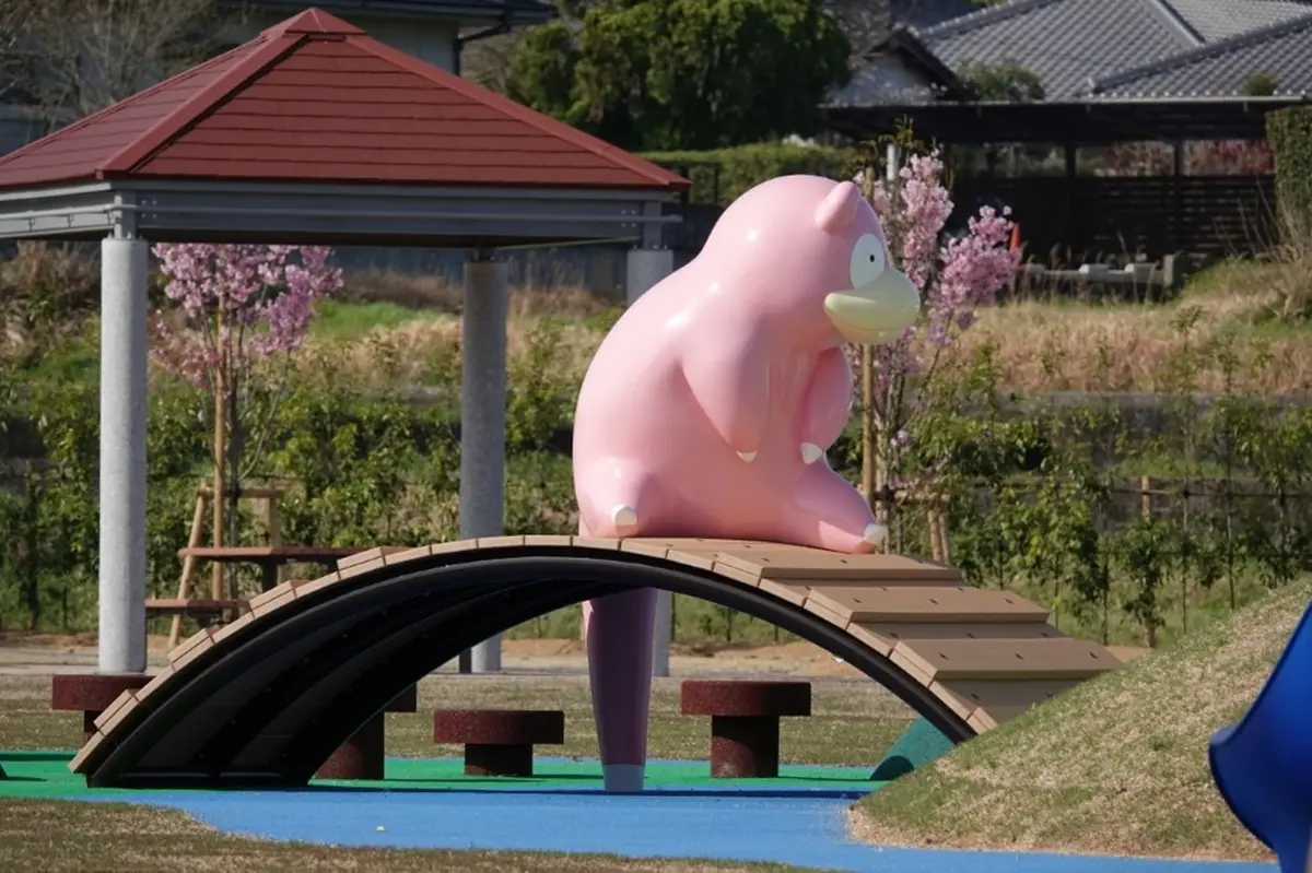 免費入園!超萌粉色「呆呆獸公園」新開幕,攀爬區、尾巴溜滑梯好玩又好拍 免費入園!超萌粉色「呆呆獸公園」新開幕,攀爬區、尾巴溜滑梯好玩又好拍