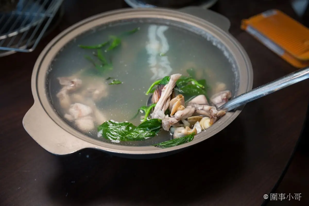 【新開店】桃園也有烤蚵吃到飽！白蝦、豬油拌飯、冰淇淋任吃，啤酒無限暢飲