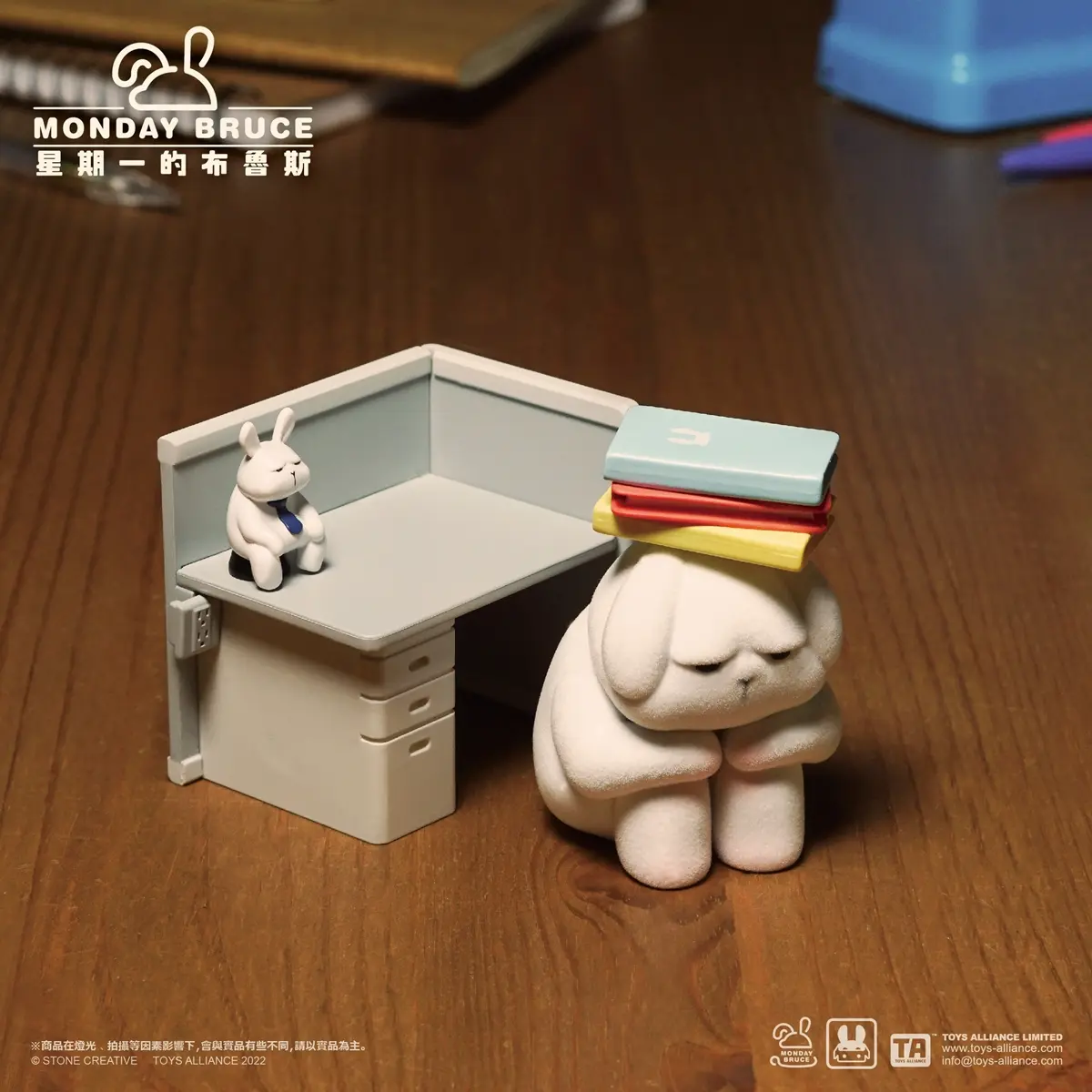 上班族心情神還原！超厭世「星期一布魯斯」辦公室耍廢，6+1款可愛無極限