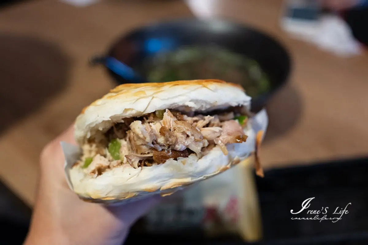 內湖不是美食沙漠！內行才知６銅板價巷弄美食：黃金鍋貼、20公分超巨豬血糕