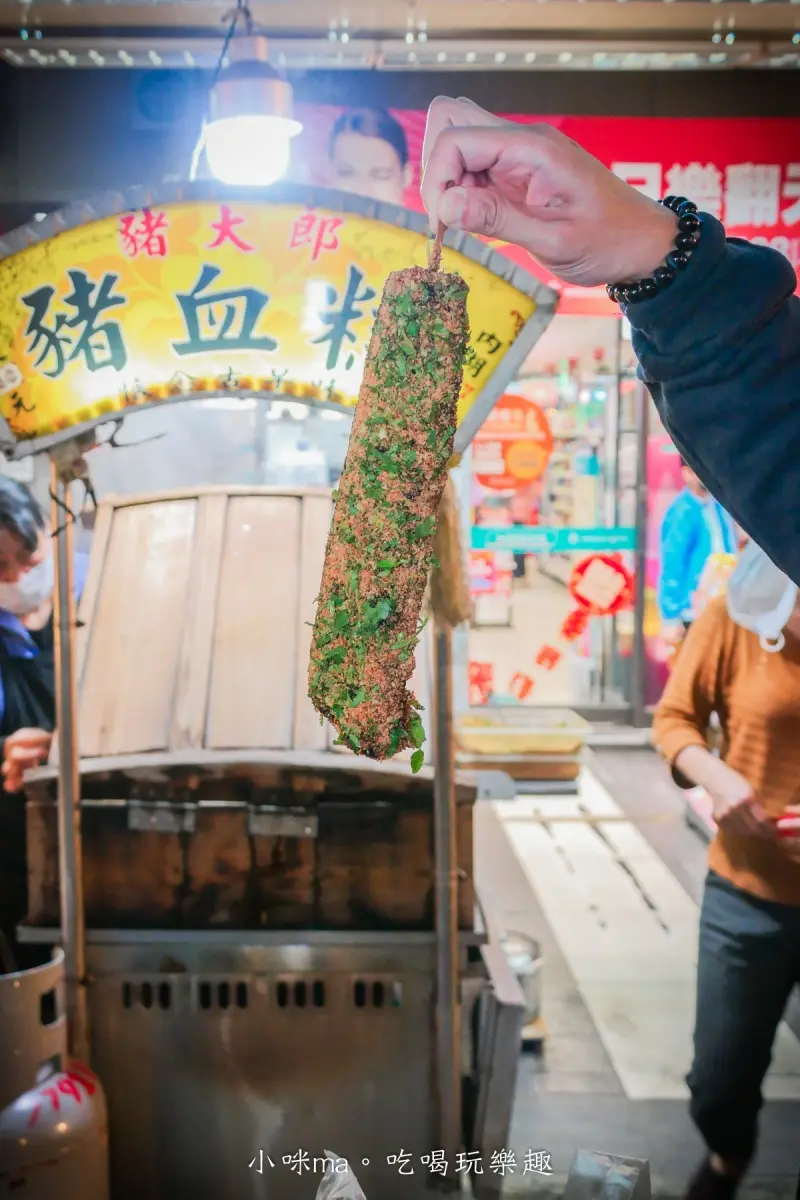 內湖不是美食沙漠！內行才知６銅板價巷弄美食：黃金鍋貼、20公分超巨豬血糕