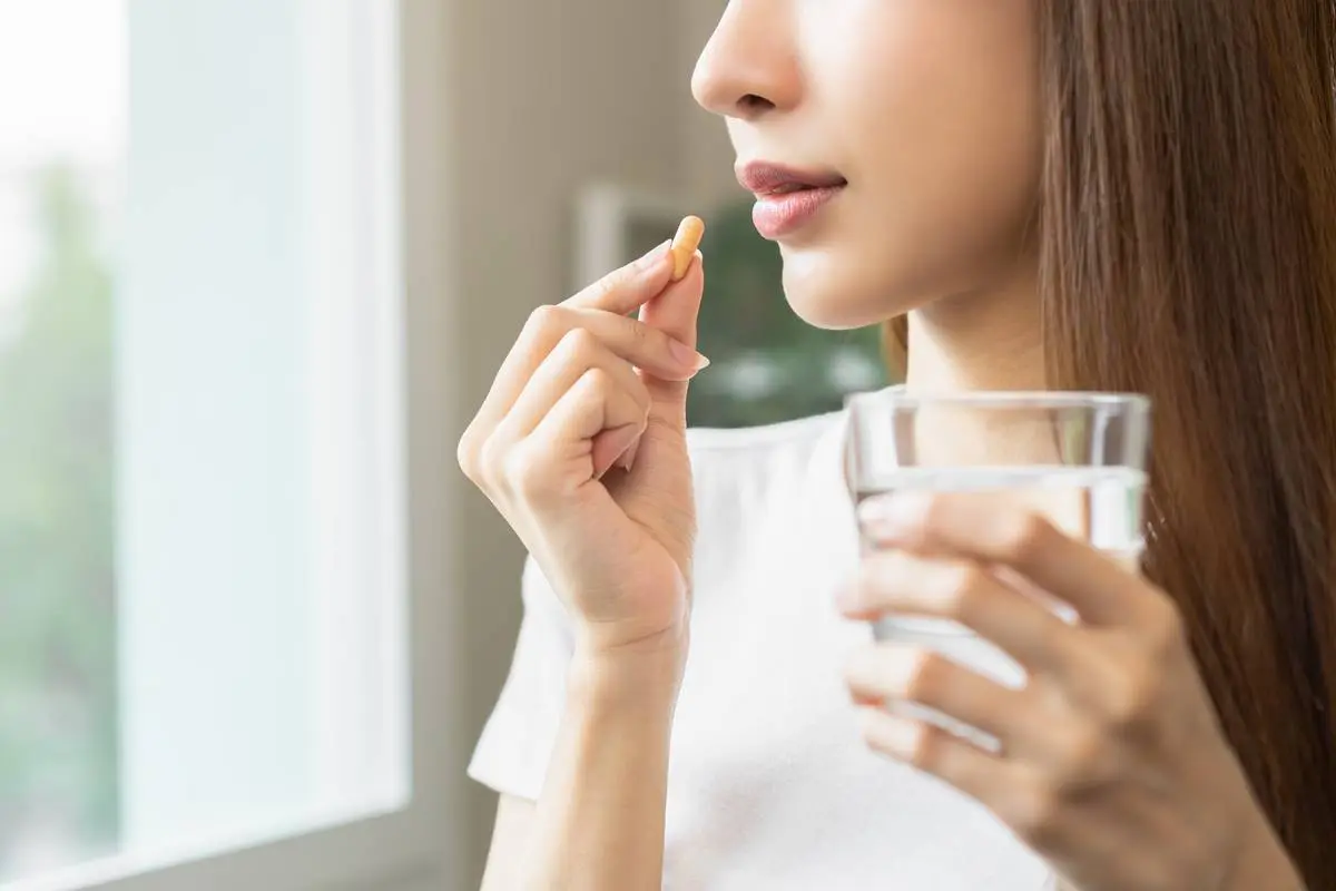 曬黑怎麼白回來？１天１顆「這水果」超有效，營養師再揭吃芹菜「變黑真相」