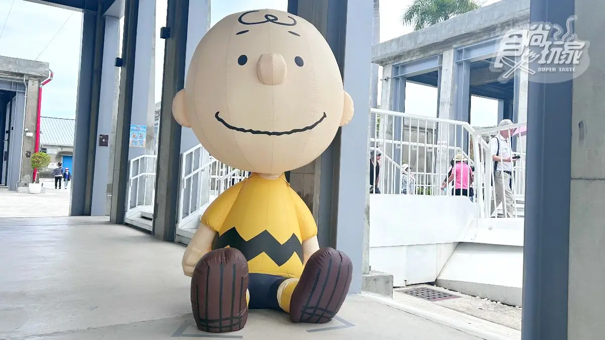 巨萌SNOOPY、查理布朗免費拍爆!「史努比快閃店」插旗高雄,百款周邊也要買 巨萌SNOOPY、查理布朗免費拍爆!「史努比快閃店」插旗高雄,百款周邊也要買