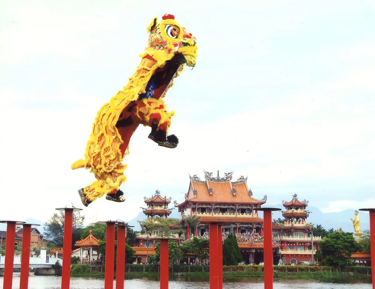 端午最應景!連假衝桃園看龍舟賽、1日限定煙火秀,順逛美食市集、景觀餐廳 端午最應景!連假衝桃園看龍舟賽、1日限定煙火秀,順逛美食市集、景觀餐廳