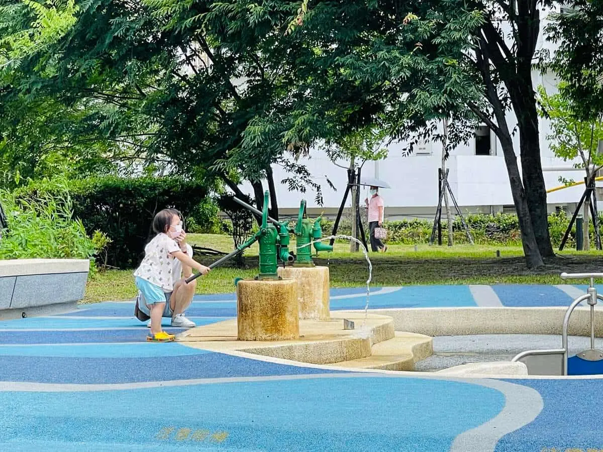 地方媽媽都不想說！10大「免門票玩水祕境」：階梯式瀑布、馬路旁天然湧泉