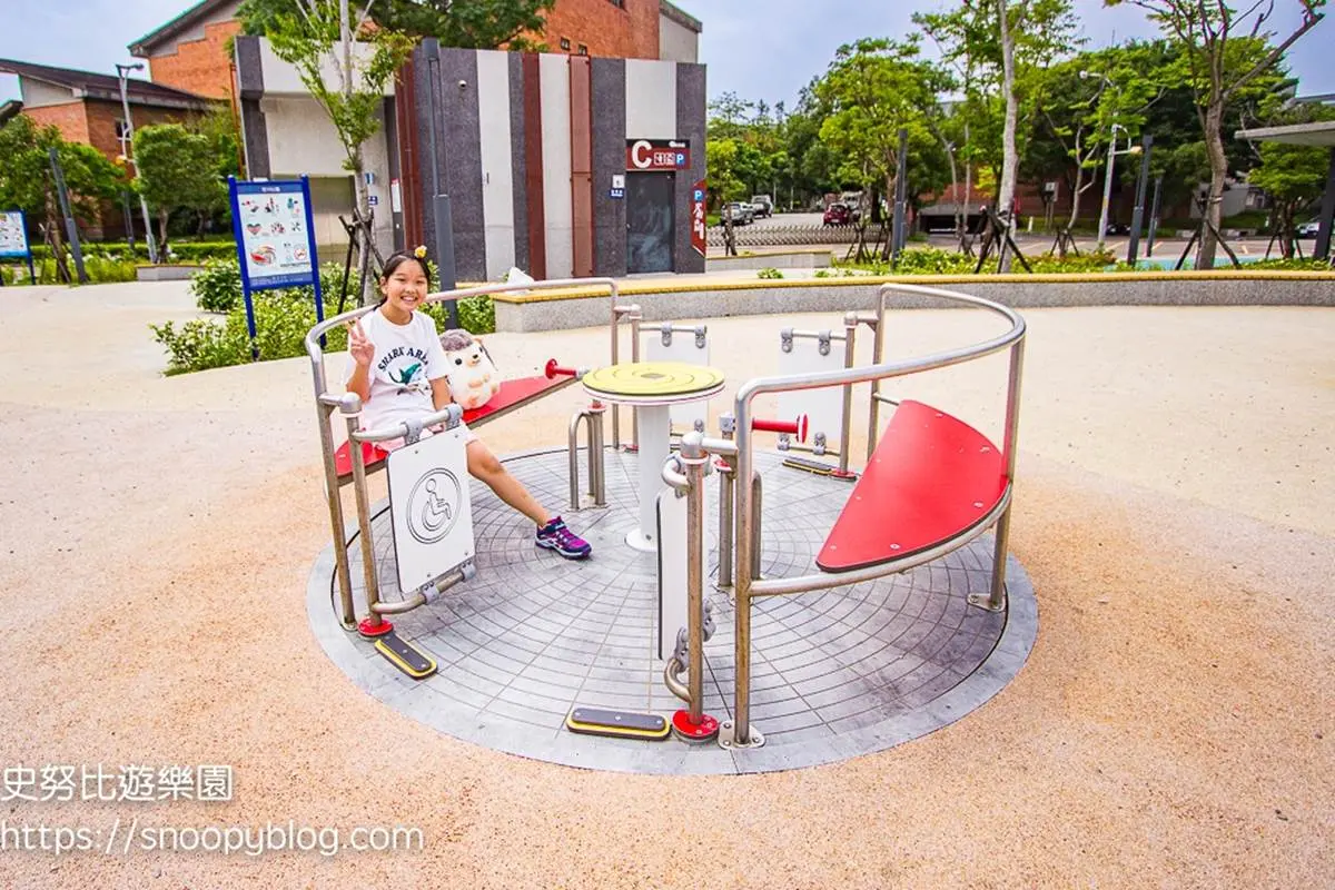 暑假帶小孩放電!新竹5大「親子公園」:瑪莉歐蘑菇城堡、2層樓高旋轉滑梯 暑假帶小孩放電!新竹5大「親子公園」:瑪莉歐蘑菇城堡、2層樓高旋轉滑梯